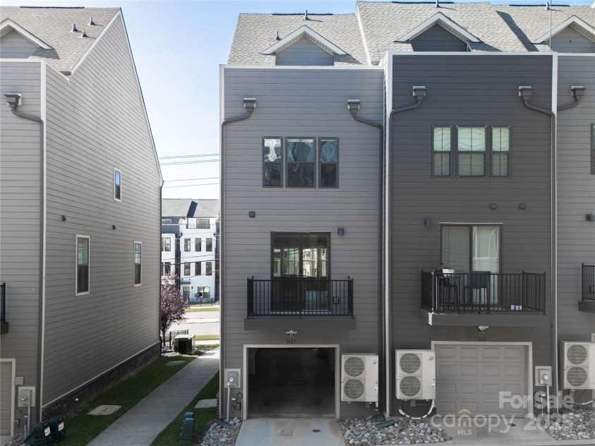 3625 Tryon Street, Charlotte, NC 28217.  MLS# CAR4308696, YatesRealty ID 28684. 