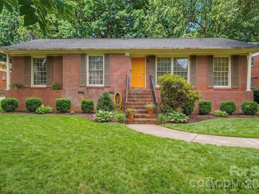 2330 Wensley Drive, Charlotte, NC 28210.  MLS# CAR4386885, YatesRealty ID 28686. Virtually staged