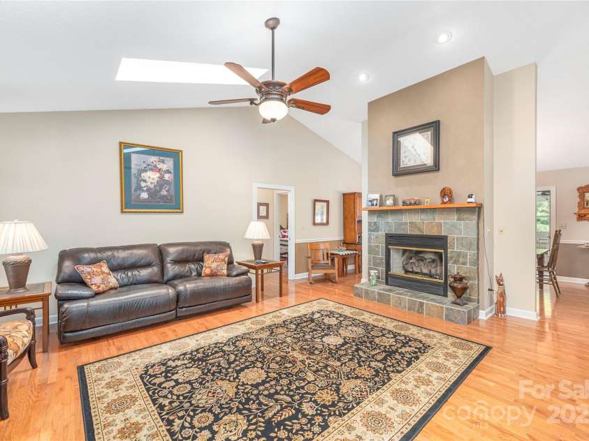 24 Moriah Lane, Asheville, NC 28803.  MLS# CAR4277809, YatesRealty ID 28686. Wonderful open concept design