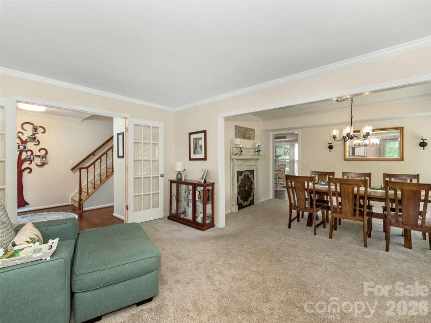 12401 Bentcreek Lane, Matthews, NC 28105.  MLS# CAR4389317, YatesRealty ID 28687. 