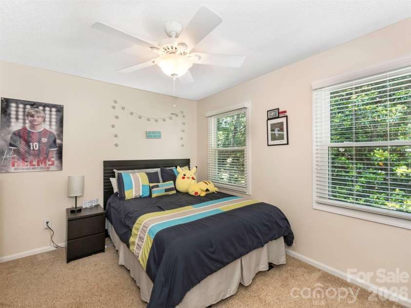 12401 Bentcreek Lane, Matthews, NC 28105.  MLS# CAR4389317, YatesRealty ID 28687. 