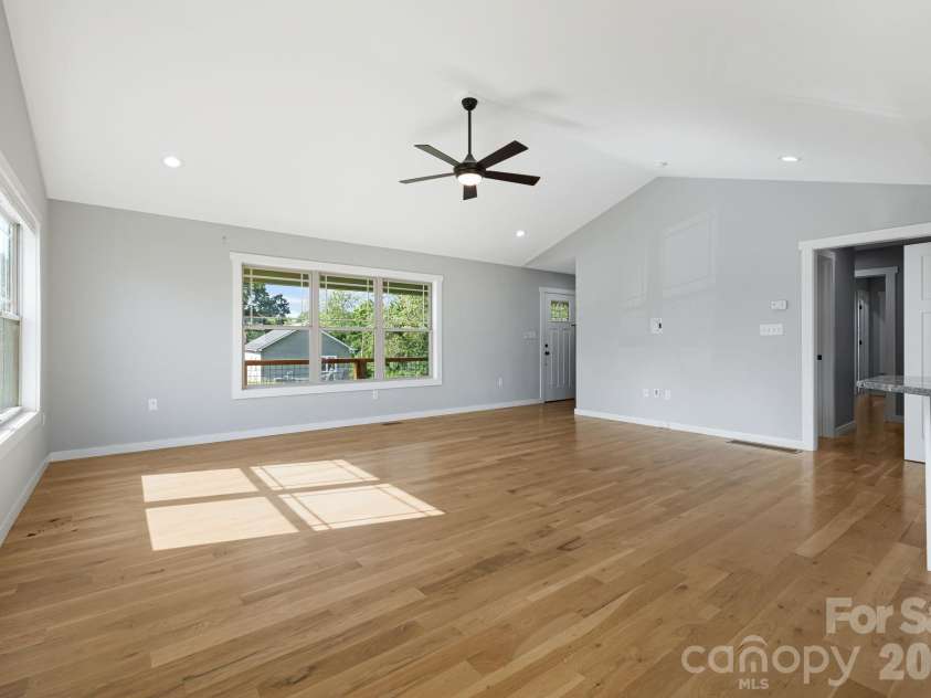 108 Split Rail Drive Extension, Asheville, NC 28806.  MLS# CAR4419482, YatesRealty ID 28688. 