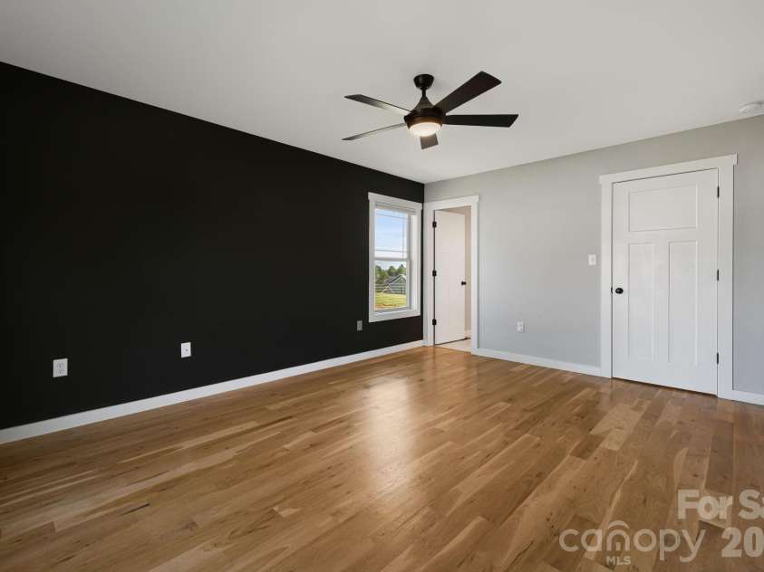 108 Split Rail Drive Extension, Asheville, NC 28806.  MLS# CAR4419482, YatesRealty ID 28688. 