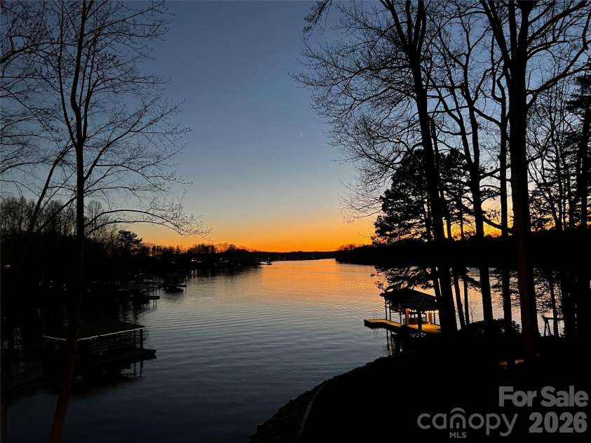 119 Farley Lane, Troutman, NC 28166.  MLS# CAR4382303, YatesRealty ID 28689. 