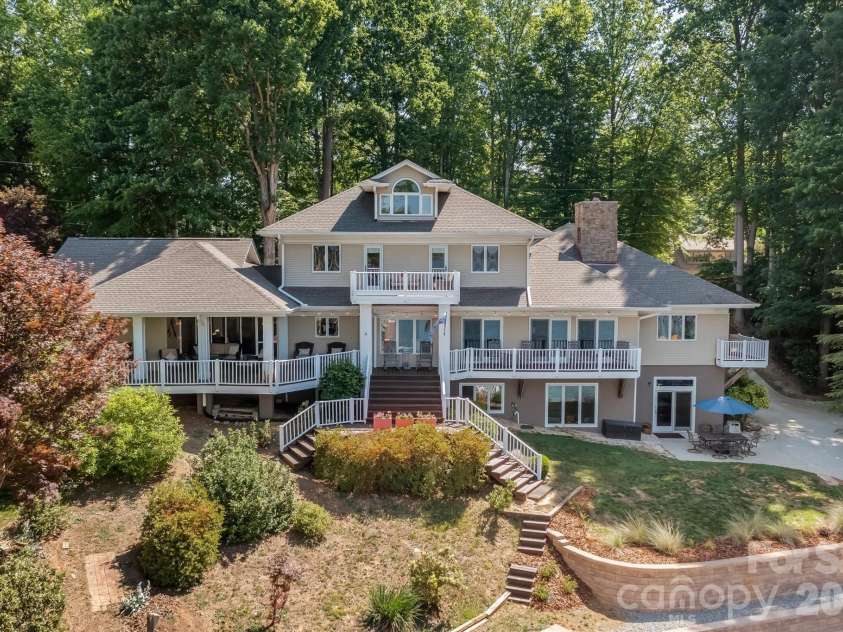 119 Farley Lane, Troutman, NC 28166.  MLS# CAR4382303, YatesRealty ID 28689. 