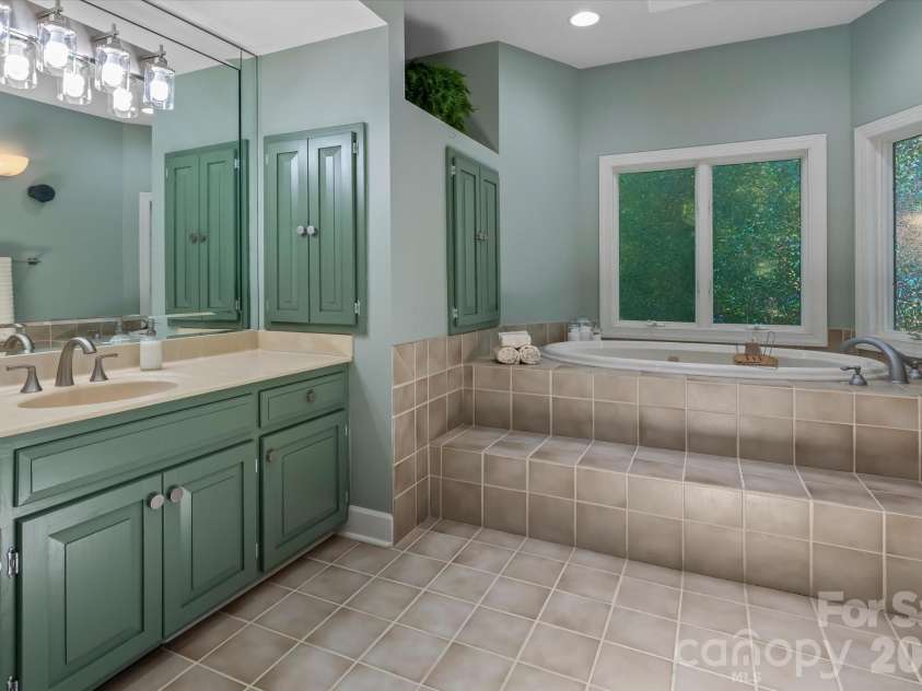 119 Farley Lane, Troutman, NC 28166.  MLS# CAR4382303, YatesRealty ID 28689. 