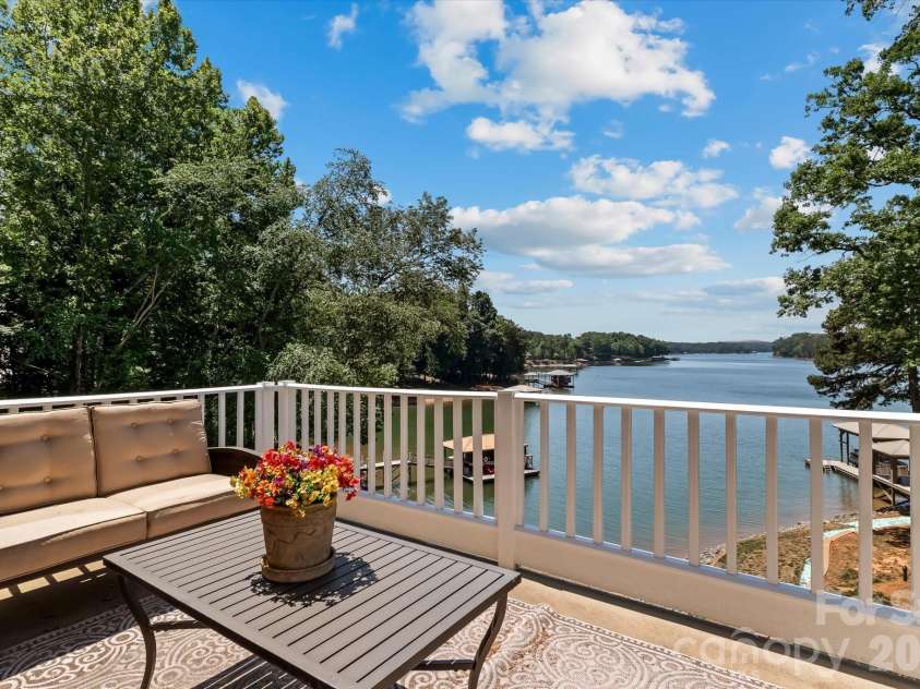 119 Farley Lane, Troutman, NC 28166.  MLS# CAR4382303, YatesRealty ID 28689. 