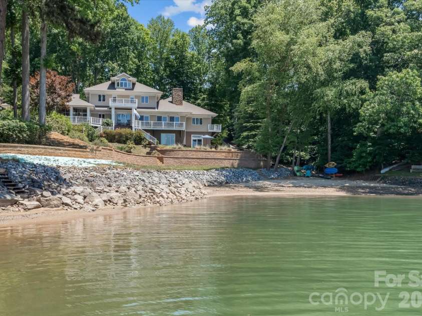 119 Farley Lane, Troutman, NC 28166.  MLS# CAR4382303, YatesRealty ID 28689. 