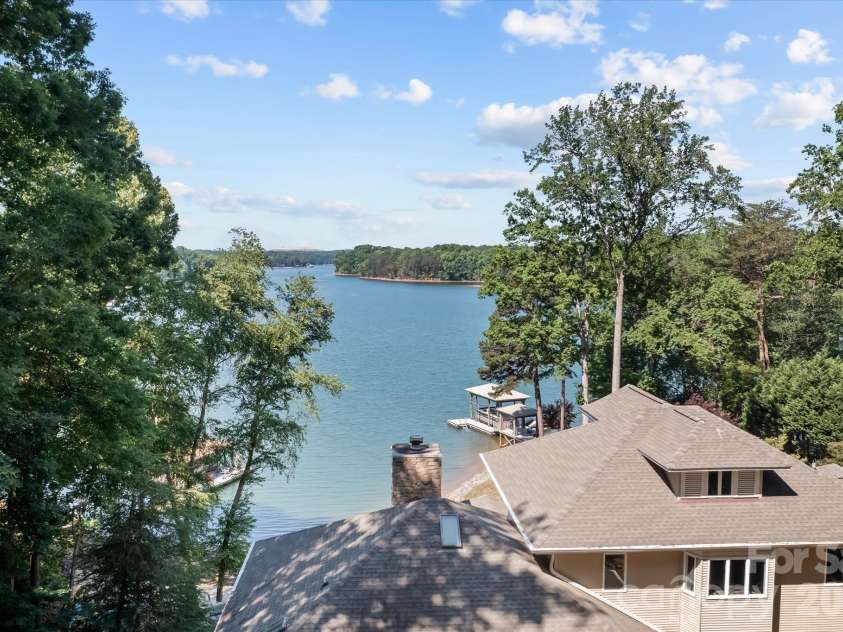 119 Farley Lane, Troutman, NC 28166.  MLS# CAR4382303, YatesRealty ID 28689. 