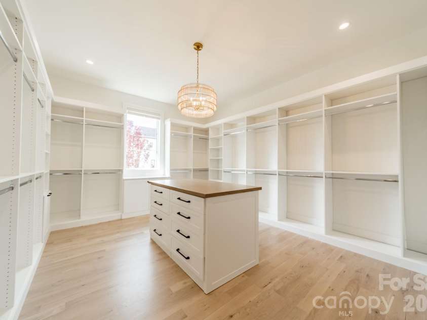 8022 Litaker Manor Court, Charlotte, NC 28270.  MLS# CAR4129194, YatesRealty ID 2869. 