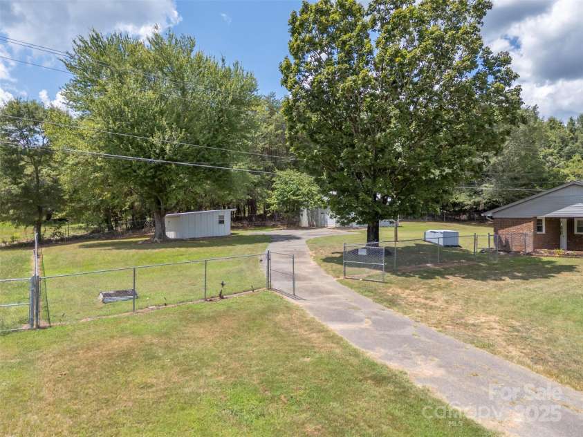 258 Jack Mckinney Road, Forest City, NC 28043.  MLS# CAR4284998, YatesRealty ID 28690. 