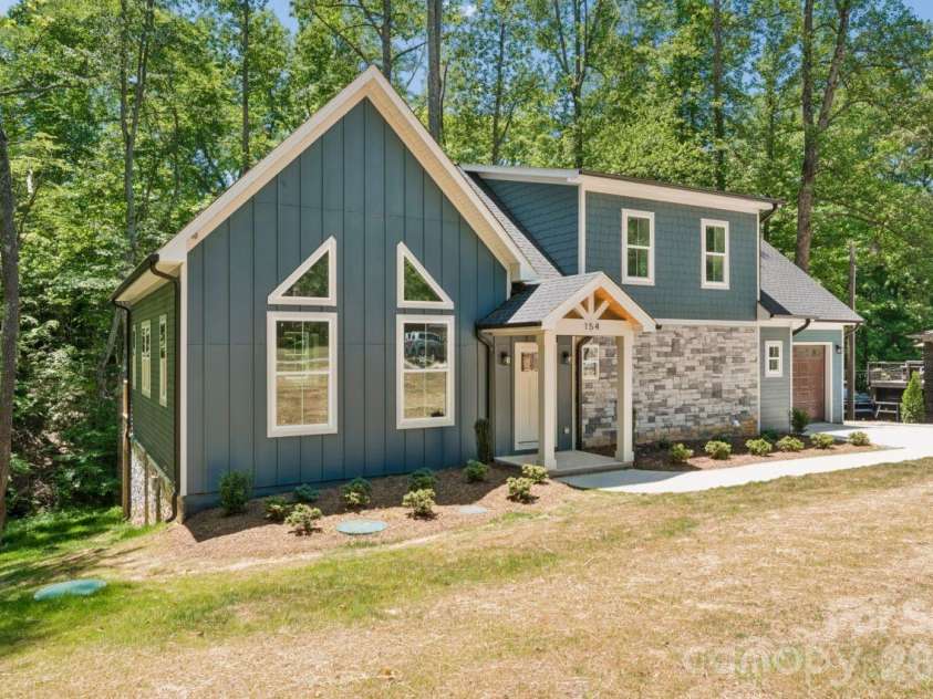 154 Trellis Lane, Troutman, NC 28166.  MLS# CAR4378909, YatesRealty ID 28691. 