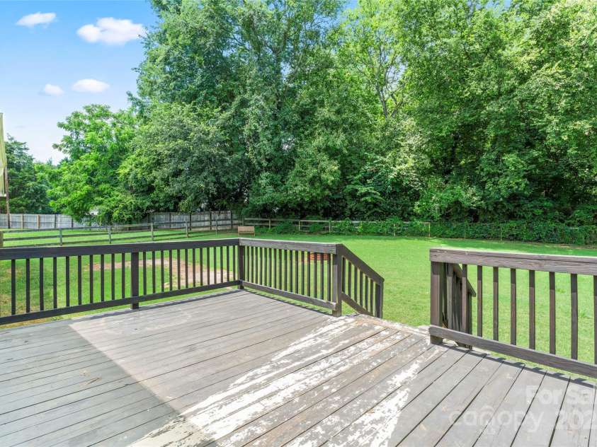 110 Log Barn Road, Salisbury, NC 28146.  MLS# CAR4282136, YatesRealty ID 28692. ROOMY DECK