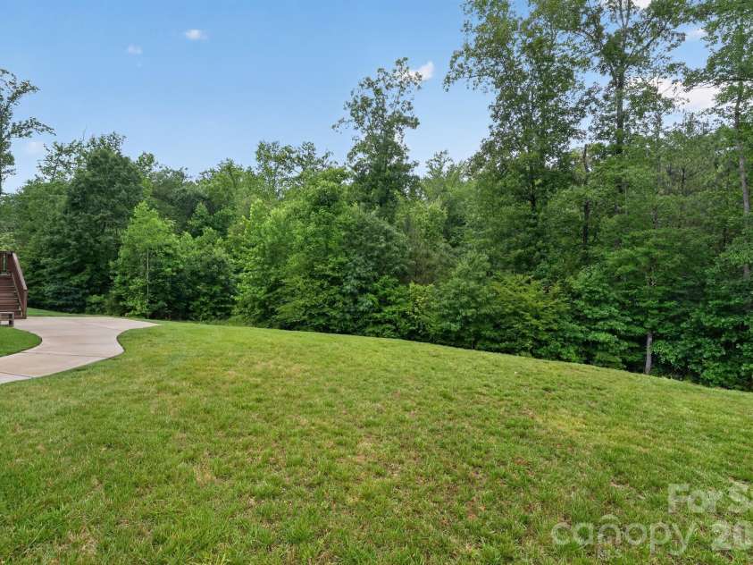 8529 Raven Top Drive, Mint Hill, NC 28227.  MLS# CAR4390463, YatesRealty ID 28692. 