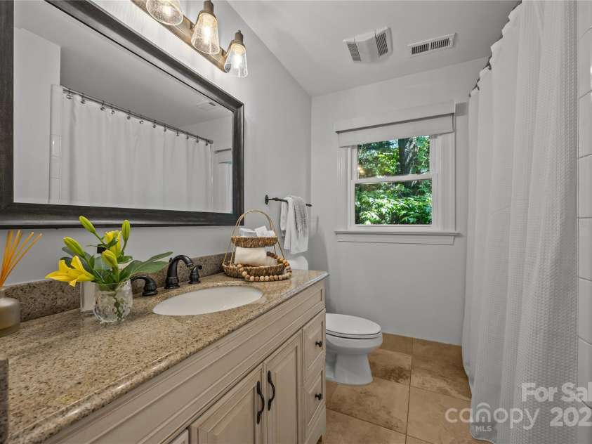 19614 Meta Road, Cornelius, NC 28031.  MLS# CAR4254819, YatesRealty ID 28693. 