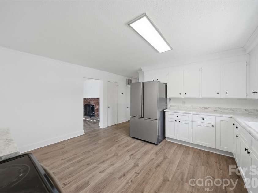 1807 Post Road, Shelby, NC 28152.  MLS# CAR4378807, YatesRealty ID 28695. 
