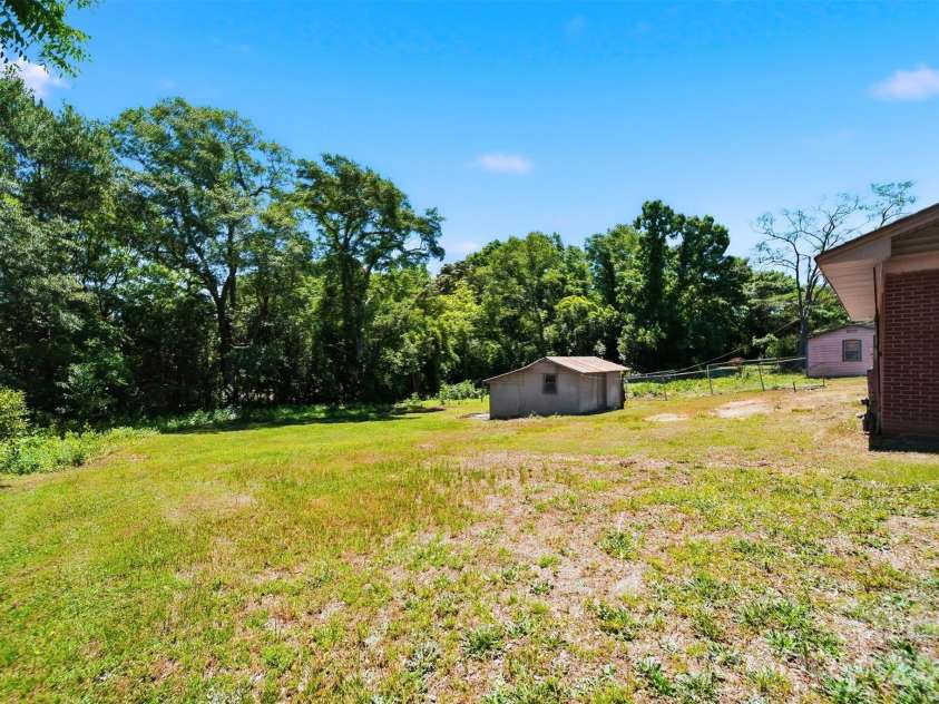 1807 Post Road, Shelby, NC 28152.  MLS# CAR4378807, YatesRealty ID 28695. 