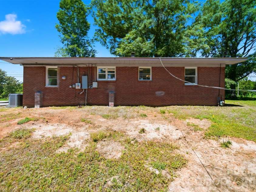 1807 Post Road, Shelby, NC 28152.  MLS# CAR4378807, YatesRealty ID 28695. 