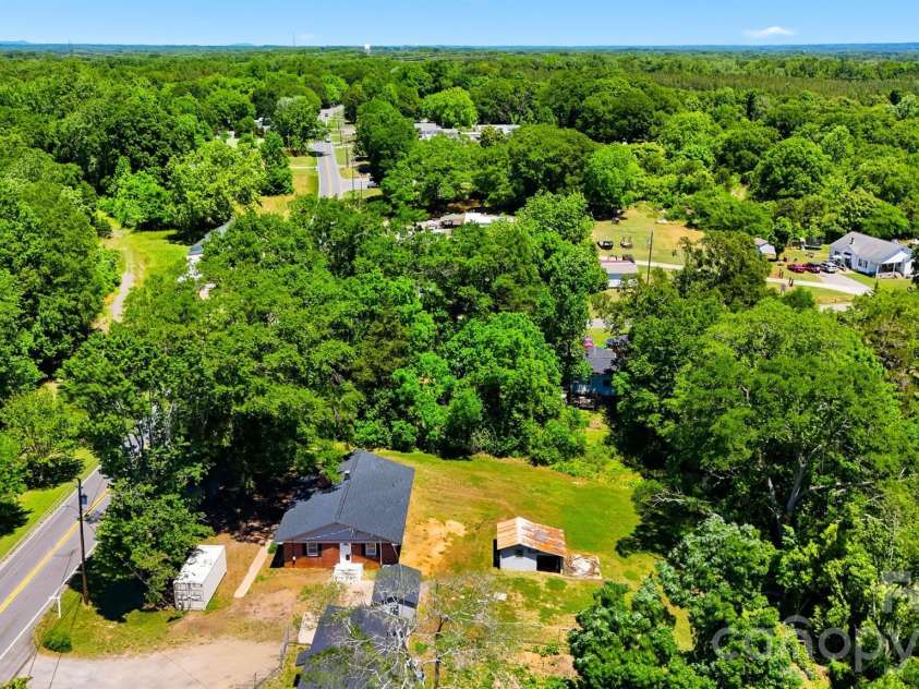 1807 Post Road, Shelby, NC 28152.  MLS# CAR4378807, YatesRealty ID 28695. 