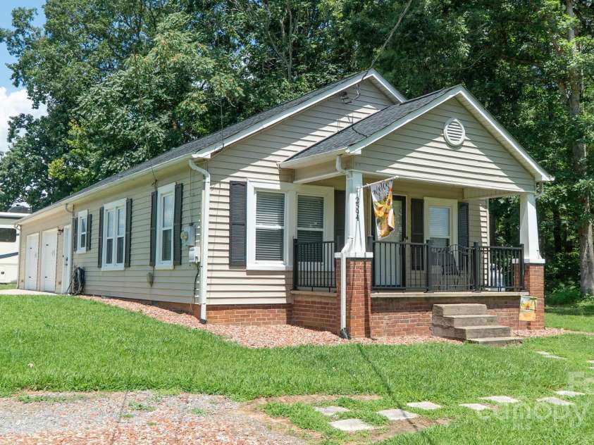 2594 Timberwood Drive, Lenoir, NC 28645.  MLS# CAR4276583, YatesRealty ID 28695. 