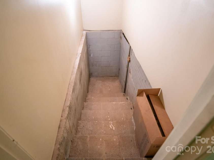 2594 Timberwood Drive, Lenoir, NC 28645.  MLS# CAR4276583, YatesRealty ID 28695. 