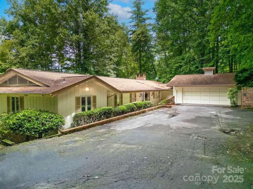 1315 Glen Cannon Drive, Pisgah Forest, NC 28768.  MLS# CAR4282131, YatesRealty ID 28696. Beautiful Home