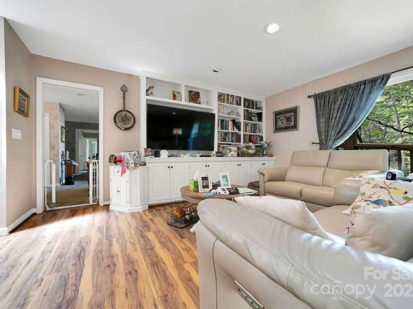 1315 Glen Cannon Drive, Pisgah Forest, NC 28768.  MLS# CAR4282131, YatesRealty ID 28696. Foyer to Den