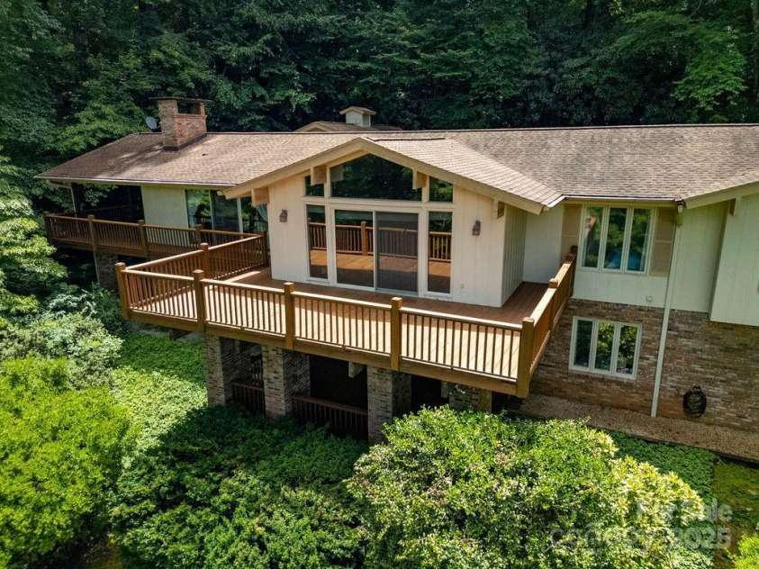 1315 Glen Cannon Drive, Pisgah Forest, NC 28768.  MLS# CAR4282131, YatesRealty ID 28696. Gorgeous Home