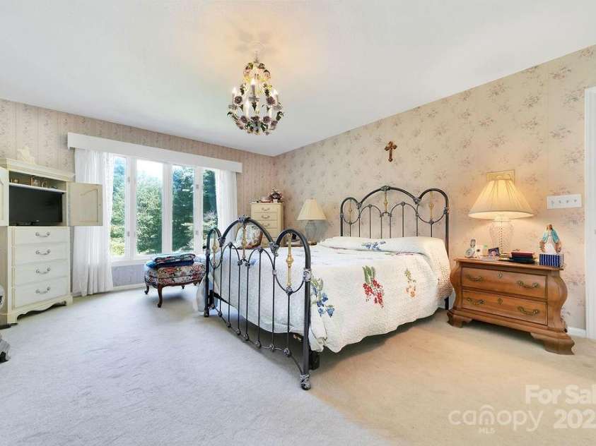 1315 Glen Cannon Drive, Pisgah Forest, NC 28768.  MLS# CAR4282131, YatesRealty ID 28696. Primary Bedroom