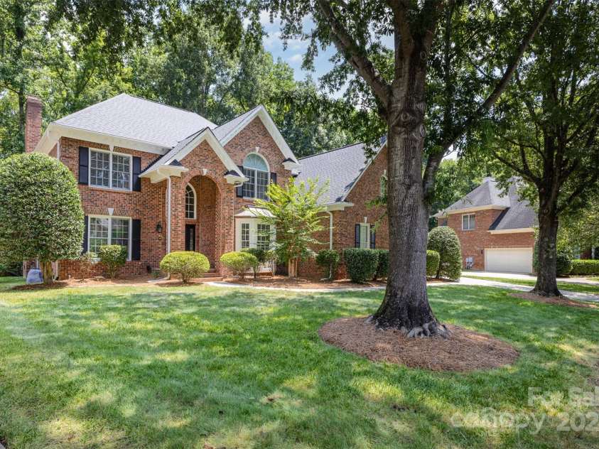6612 Saunton Court, Charlotte, NC 28277.  MLS# CAR4275575, YatesRealty ID 28697. 