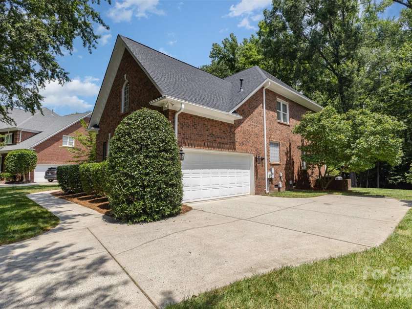 6612 Saunton Court, Charlotte, NC 28277.  MLS# CAR4275575, YatesRealty ID 28697. 