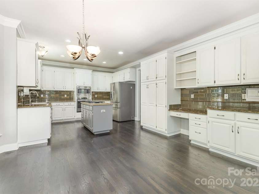 6612 Saunton Court, Charlotte, NC 28277.  MLS# CAR4275575, YatesRealty ID 28697. 