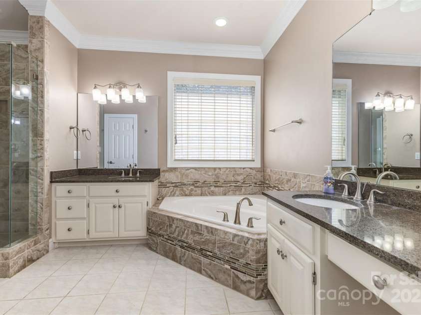 6612 Saunton Court, Charlotte, NC 28277.  MLS# CAR4275575, YatesRealty ID 28697. 