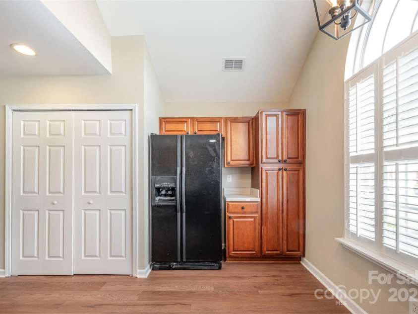 11921 Lambert Bridge Drive, Charlotte, NC 28270.  MLS# CAR4282578, YatesRealty ID 28698. 