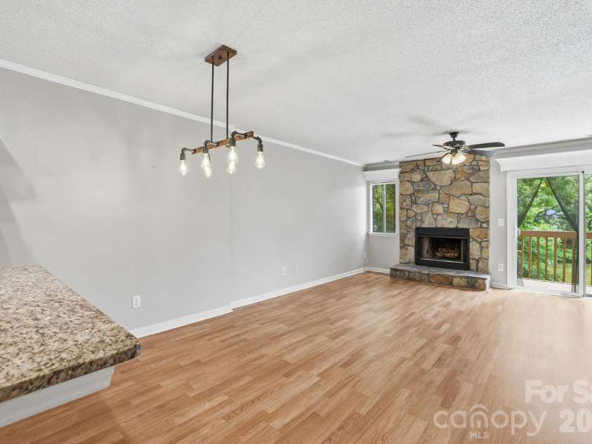4003 North Course Drive, Charlotte, NC 28277.  MLS# CAR4386879, YatesRealty ID 28698. 