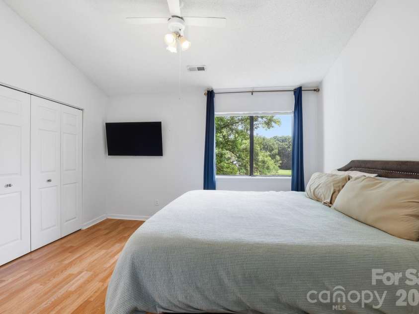 4003 North Course Drive, Charlotte, NC 28277.  MLS# CAR4386879, YatesRealty ID 28698. 