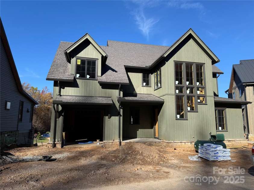 143 Lodestone Drive, Sylva, NC 28779.  MLS# CAR4308413, YatesRealty ID 287. 