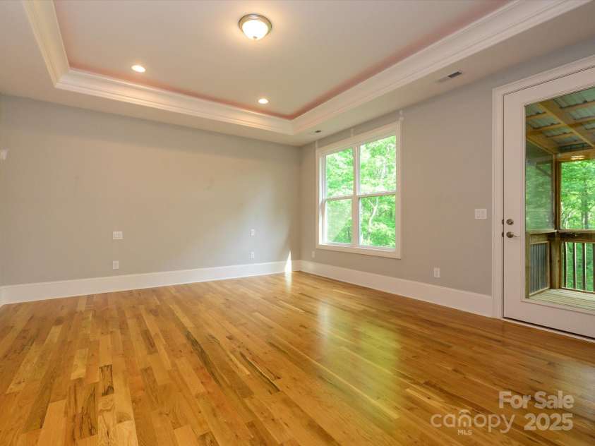 7324 Leharne Drive, Charlotte, NC 28270.  MLS# CAR4253021, YatesRealty ID 287. Primary Bedroom