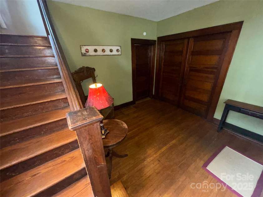 176 French Broad Avenue, Asheville, NC 28801.  MLS# CAR4205647, YatesRealty ID 2870. 