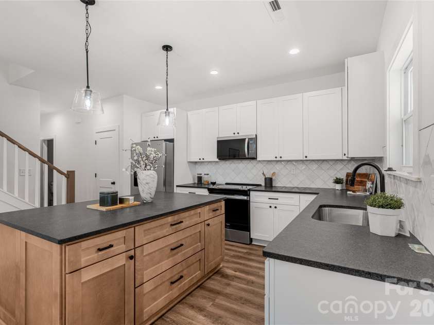 209 East Dixon Street, Lincolnton, NC 28092.  MLS# CAR4390313, YatesRealty ID 28700. KITCHEN