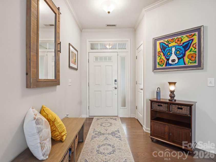 533 Park View Drive, Belmont, NC 28012.  MLS# CAR4388472, YatesRealty ID 28701. 