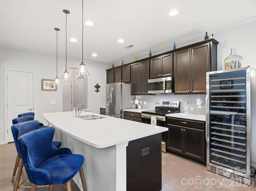 533 Park View Drive, Belmont, NC 28012.  MLS# CAR4388472, YatesRealty ID 28701. 