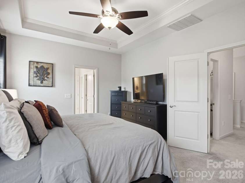 533 Park View Drive, Belmont, NC 28012.  MLS# CAR4388472, YatesRealty ID 28701. 