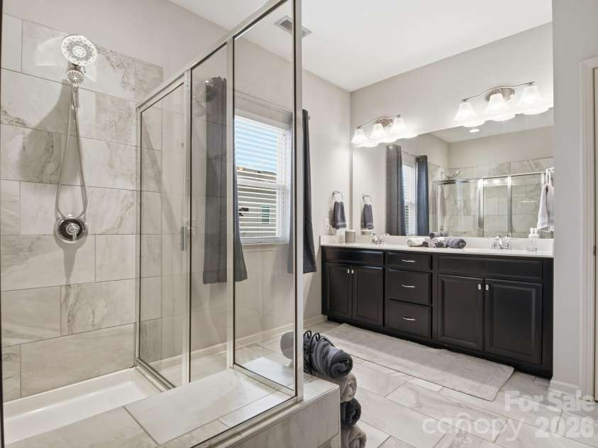533 Park View Drive, Belmont, NC 28012.  MLS# CAR4388472, YatesRealty ID 28701. 