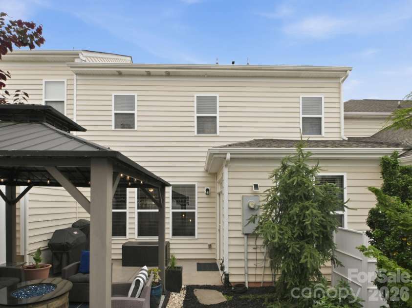 533 Park View Drive, Belmont, NC 28012.  MLS# CAR4388472, YatesRealty ID 28701. 