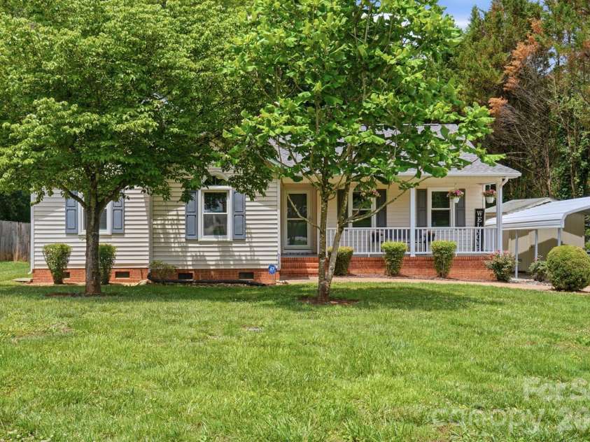 1037 Wilkerson Street, Belmont, NC 28012.  MLS# CAR4370201, YatesRealty ID 28702. 