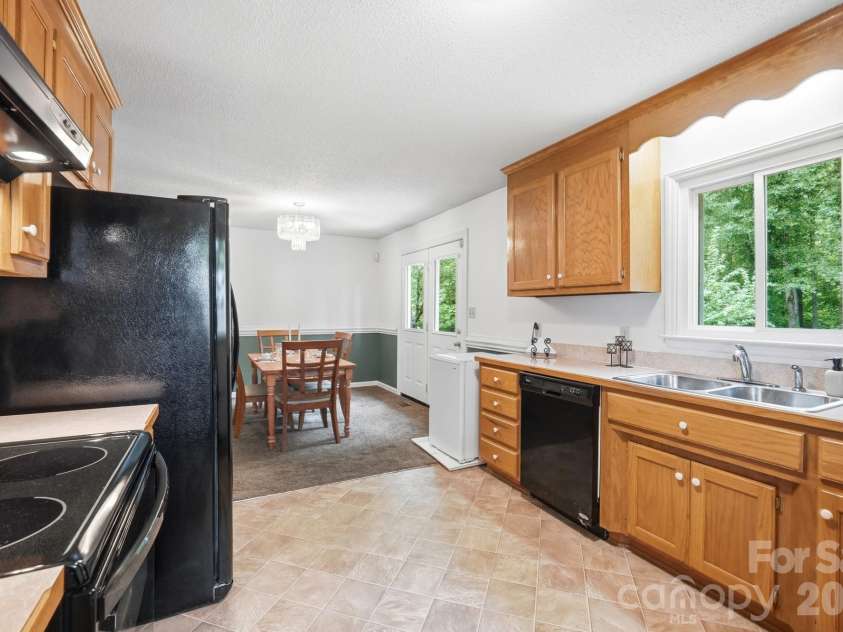 1037 Wilkerson Street, Belmont, NC 28012.  MLS# CAR4370201, YatesRealty ID 28702. 
