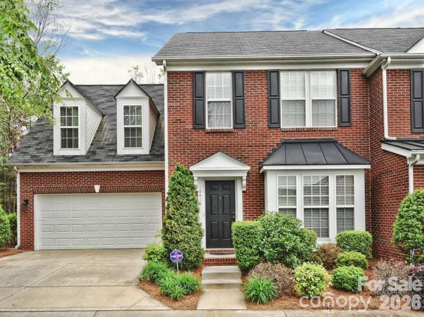 10412 Berkeley Woods Lane, Charlotte, NC 28277.  MLS# CAR4384926, YatesRealty ID 28703. 