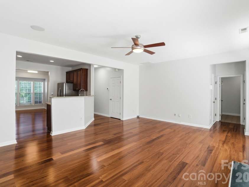10412 Berkeley Woods Lane, Charlotte, NC 28277.  MLS# CAR4384926, YatesRealty ID 28703. 