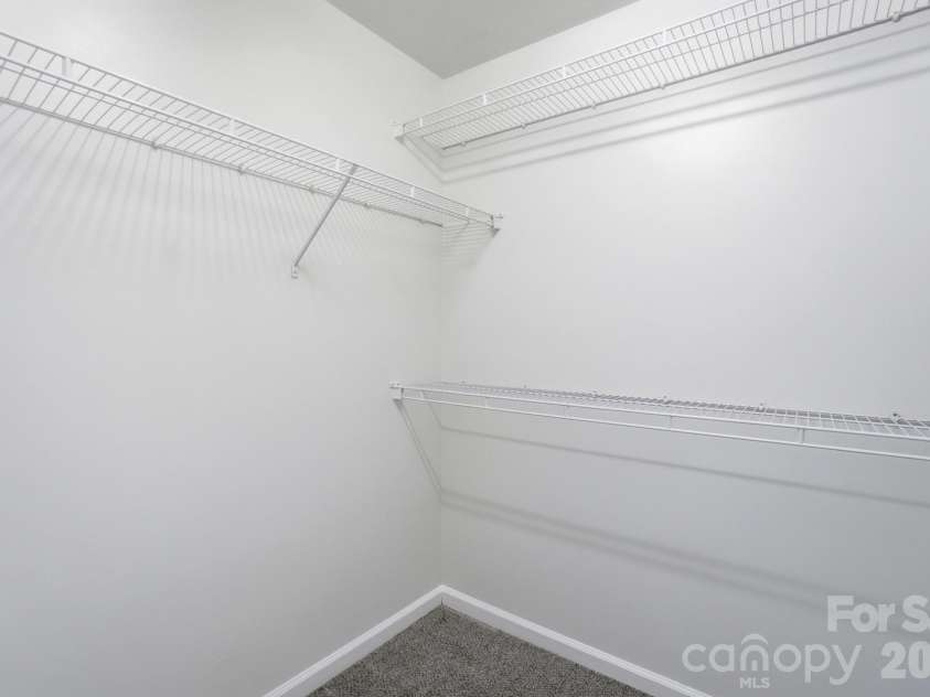 10412 Berkeley Woods Lane, Charlotte, NC 28277.  MLS# CAR4384926, YatesRealty ID 28703. 